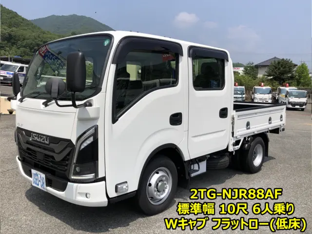 いすゞ エルフ 2TG-NJR88AF(2WD)の写真1