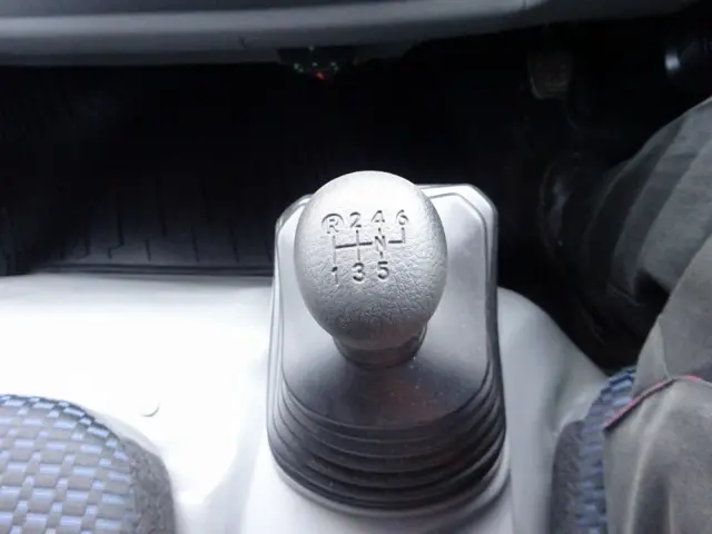 日野 デュトロ 2KG-XZU720M(2WD)の写真39