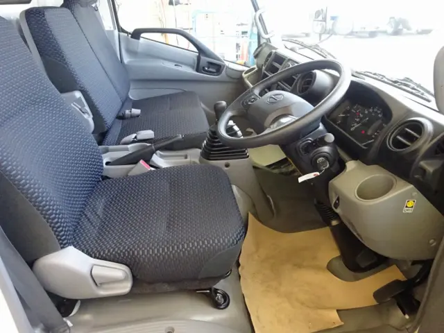 日野 デュトロ 2KG-XZU720M(2WD)の写真4