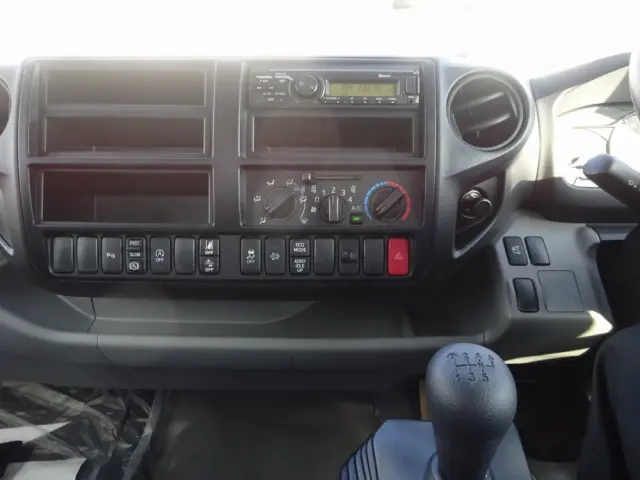 日野 デュトロ 2KG-XZU720M(2WD)の写真37