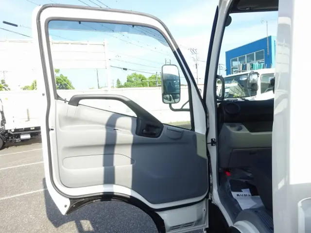 日野 デュトロ 2KG-XZU720M(2WD)の写真41
