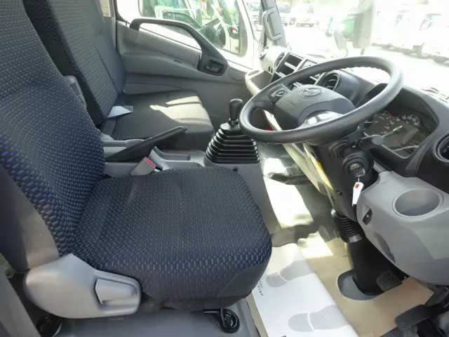 日野 デュトロ 2KG-XZU720M(2WD)の写真4