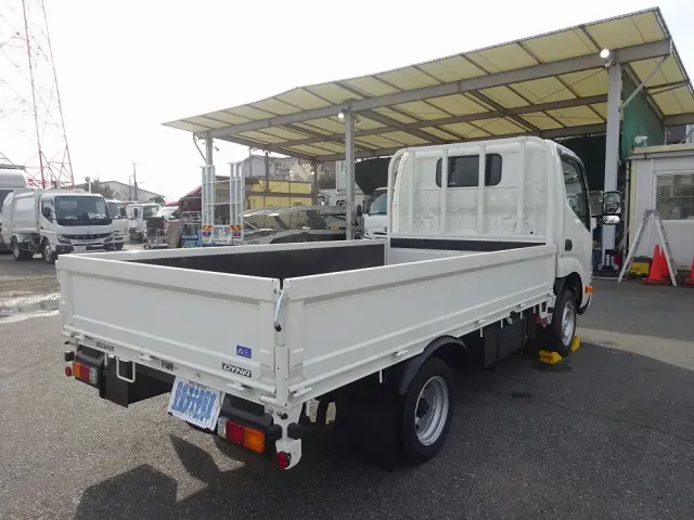 トヨタ ダイナ 3BF-TRY230(2WD)の写真2