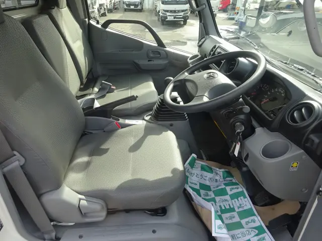 トヨタ ダイナ 3BF-TRY230(2WD)の写真4