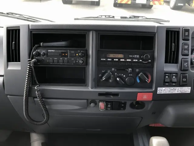 いすゞ エルフ TKG-NMR85AN(2WD)の写真40