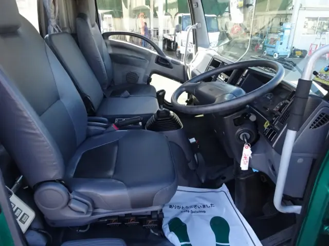 いすゞ フォワード SKG-FRR90S2(2WD)の写真4
