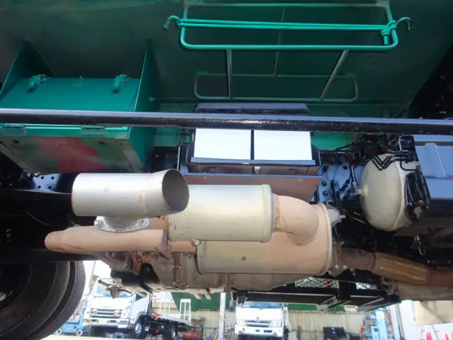 いすゞ フォワード SKG-FRR90S2(2WD)の写真31