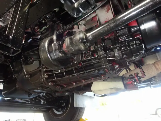 いすゞ フォワード SKG-FRR90S2(2WD)の写真33