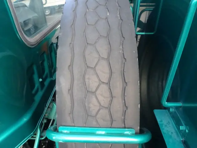 いすゞ フォワード SKG-FRR90S2(2WD)の写真35