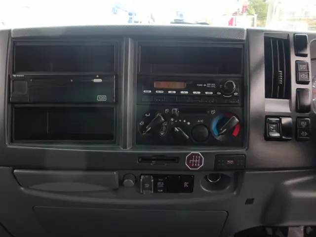 いすゞ フォワード SKG-FRR90S2(2WD)の写真39