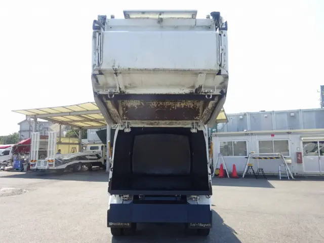 いすゞ エルフ TKG-NMR85N(2WD)の写真11