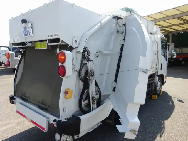 いすゞ エルフ TKG-NMR85N(2WD)の写真22