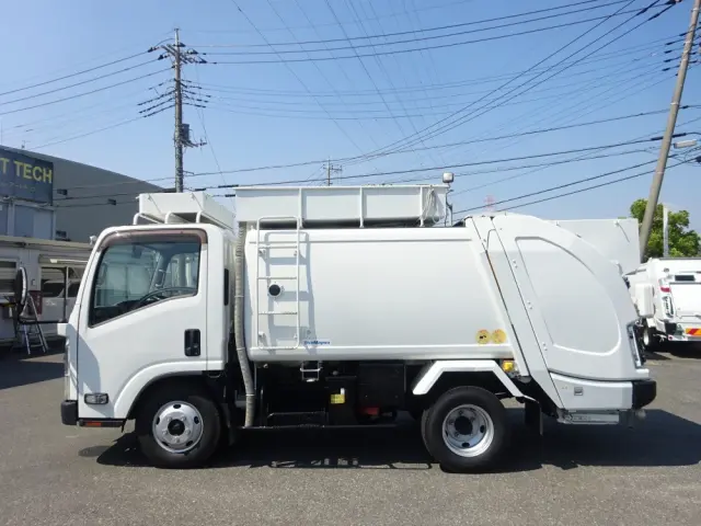 いすゞ エルフ TKG-NMR85N(2WD)の写真25