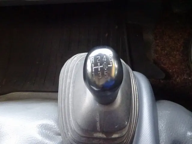 いすゞ エルフ TKG-NMR85N(2WD)の写真37