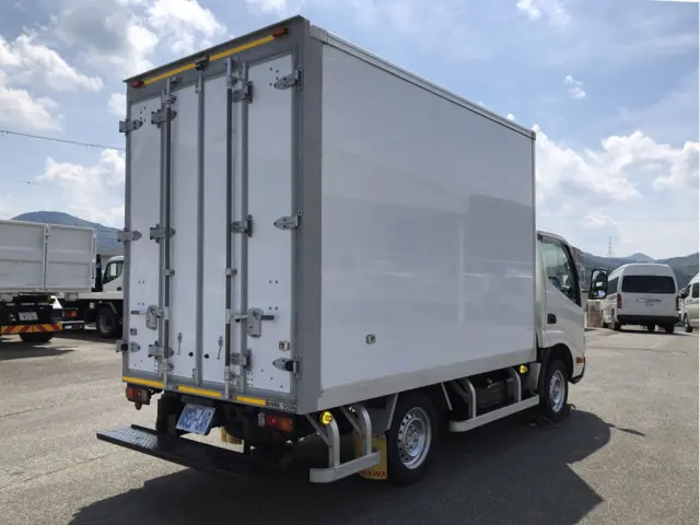 トヨタ ダイナ LDF-KDY281(4WD)の写真2