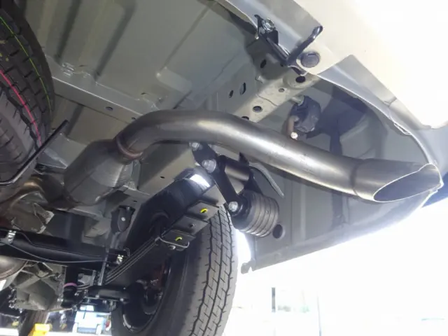 トヨタ ハイエース 3BA-TRH224W(2WD)の写真27