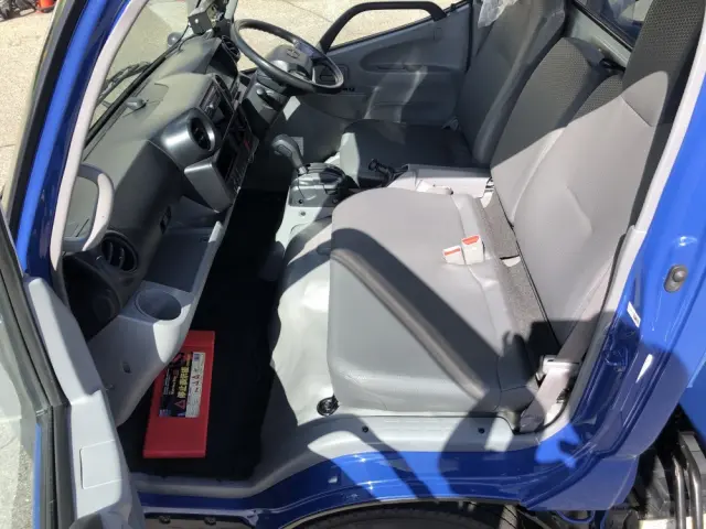 日野 デュトロ 2RG-XZU605X(2WD)の写真34