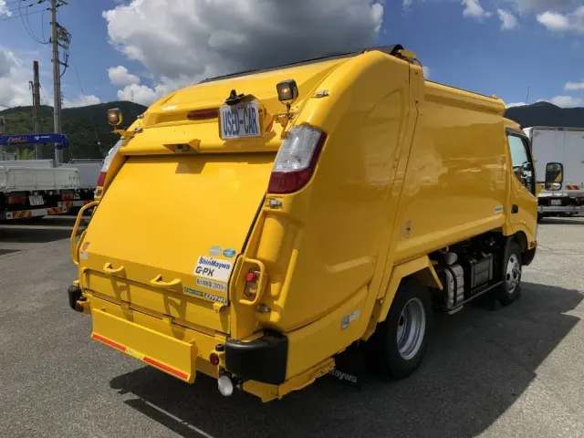 トヨタ ダイナ 2RG-XZU605A(2WD)の写真2