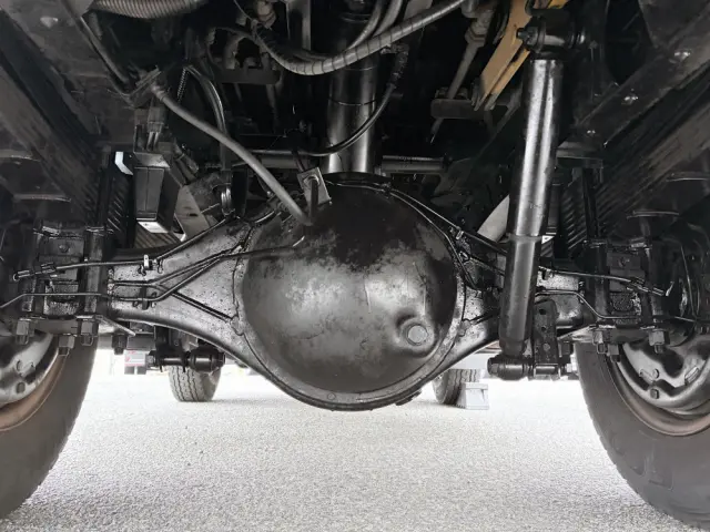 いすゞ エルフ TPG-NMR85N(2WD)の写真9