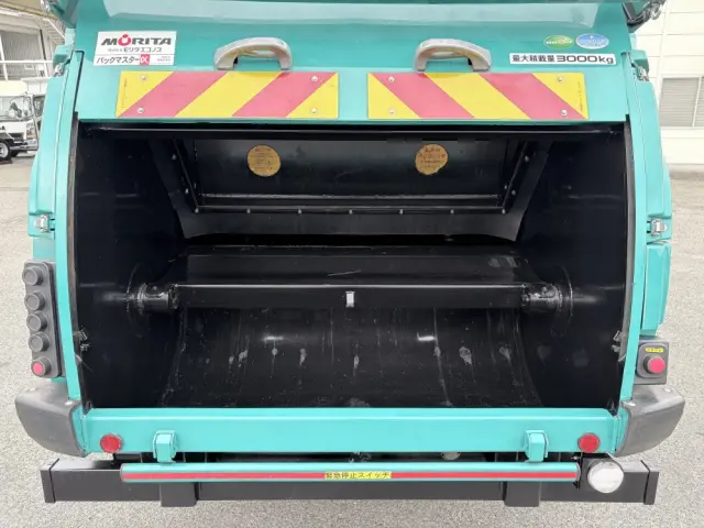 いすゞ エルフ TPG-NMR85N(2WD)の写真12