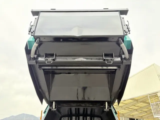 いすゞ エルフ TPG-NMR85N(2WD)の写真16