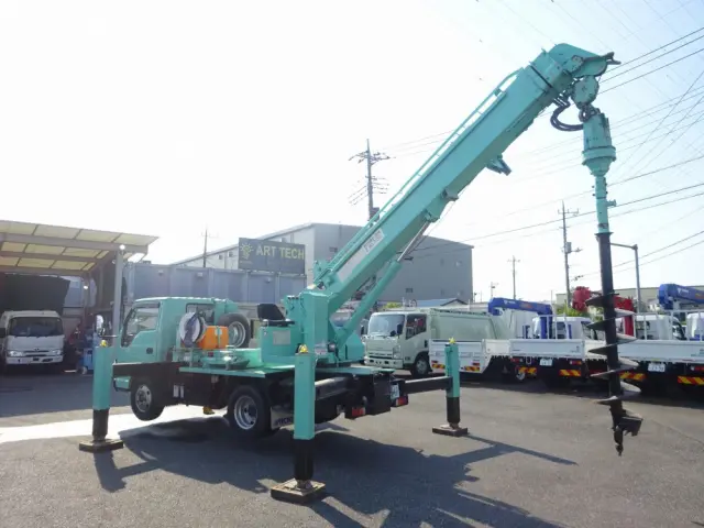 いすゞ エルフ PB-NKR81N(2WD)の写真6