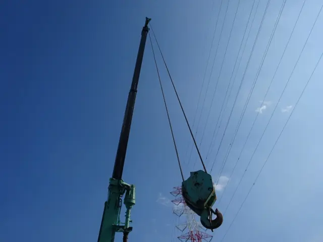 いすゞ エルフ PB-NKR81N(2WD)の写真20