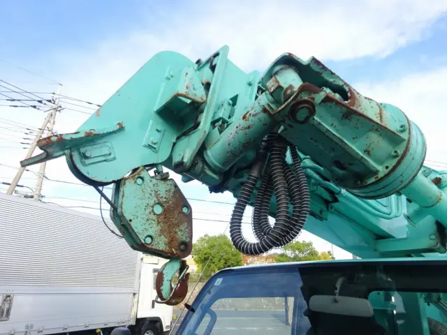 いすゞ エルフ PB-NKR81N(2WD)の写真21