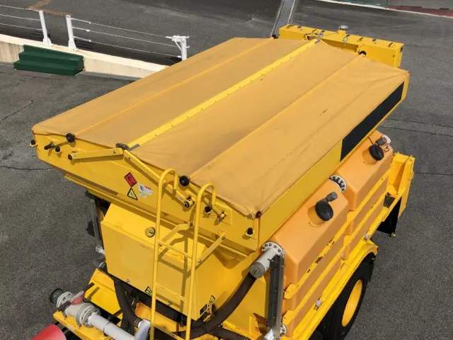 UD クオン ADG-CW4YL(6x4)の写真23