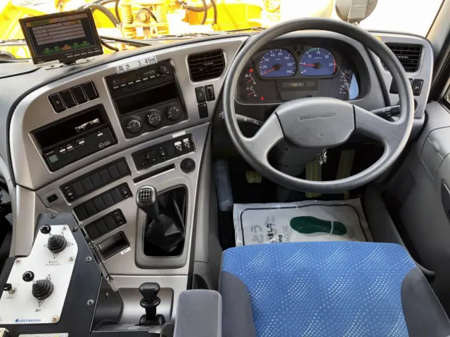 UD クオン ADG-CW4YL(6x4)の写真39