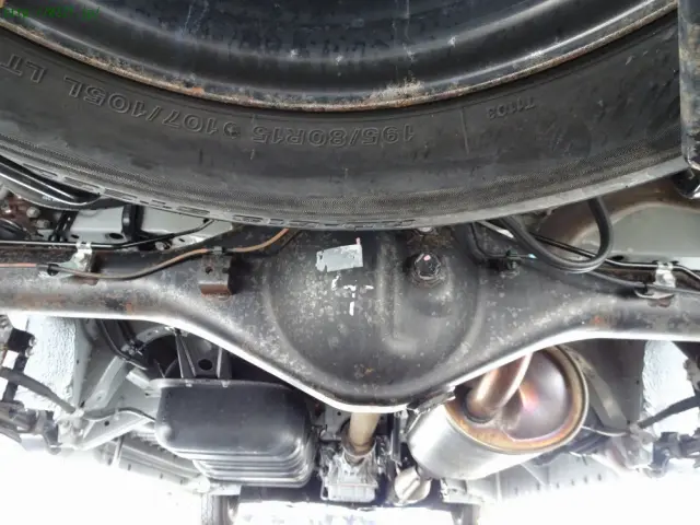 トヨタ ハイエース CBF-TRH221K(2WD)の写真9