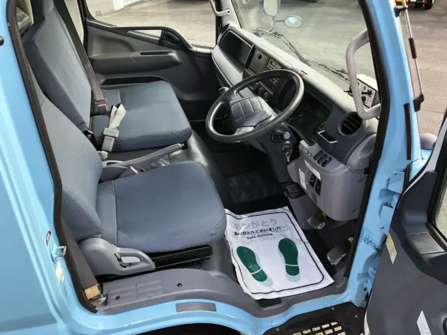 三菱 キャンター TKG-FEB90(2WD)の写真4