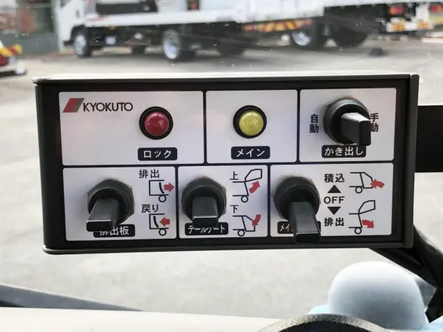 三菱 キャンター TKG-FEB90(2WD)の写真41