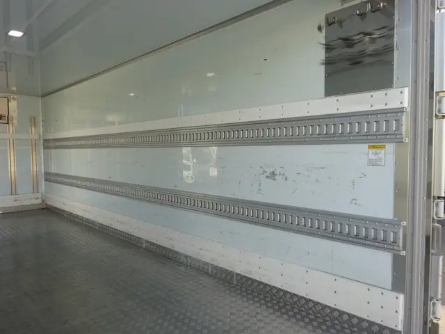 日野 レンジャー 2KG-FD2ABA(2WD)の写真13