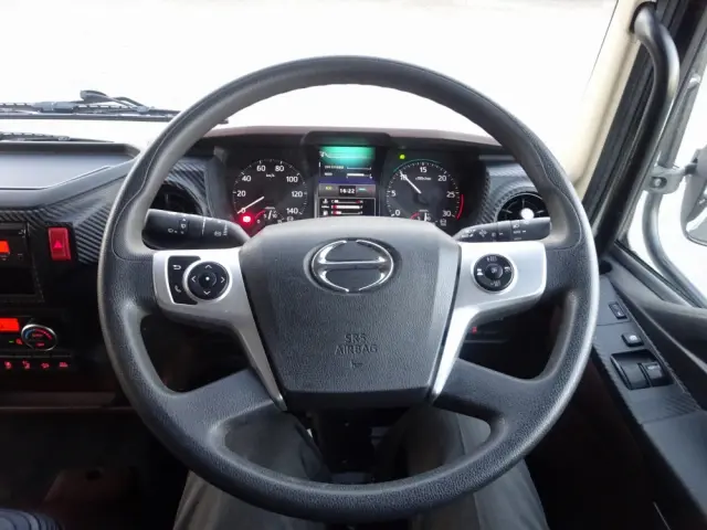 日野 レンジャー 2KG-FD2ABA(2WD)の写真36