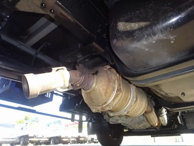 いすゞ エルフ TRG-NMR85N(2WD)の写真28