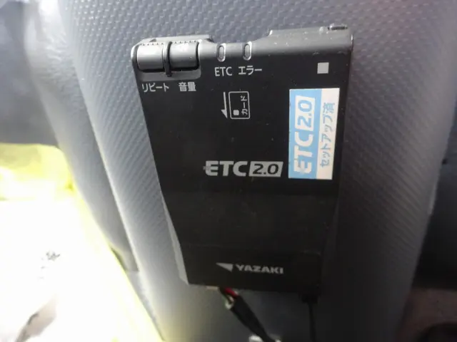 いすゞ エルフ TRG-NMR85N(2WD)の写真36