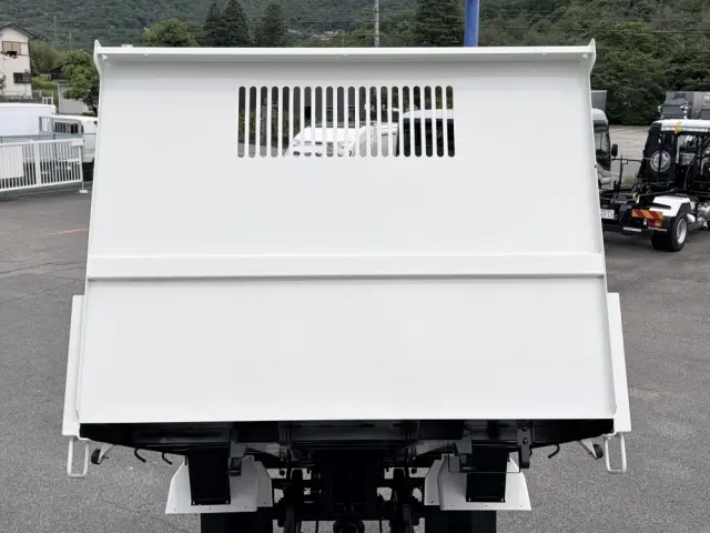 いすゞ エルフ 2RG-NKR88AT(2WD)の写真20