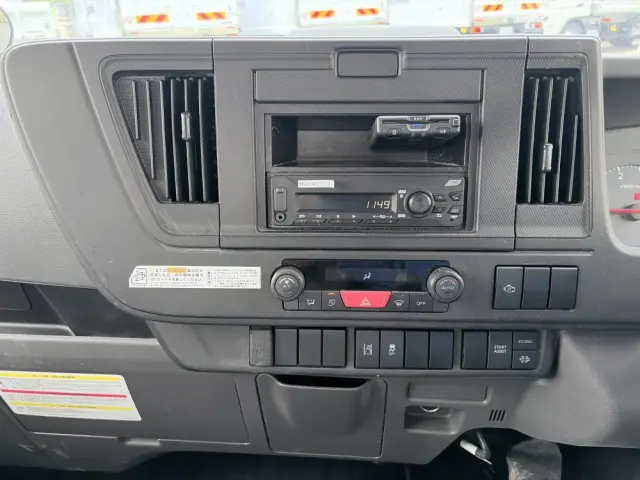 いすゞ エルフ 2RG-NKR88AT(2WD)の写真38