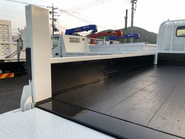 トヨタ ダイナ 2RG-XZU710(2WD)の写真14