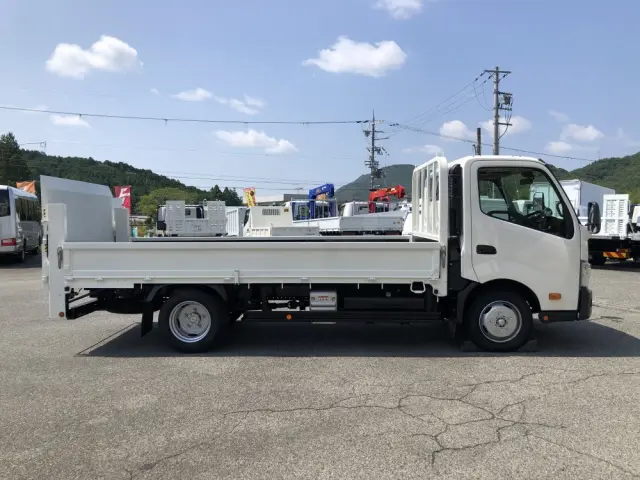 トヨタ ダイナ 2RG-XZU710(2WD)の写真19