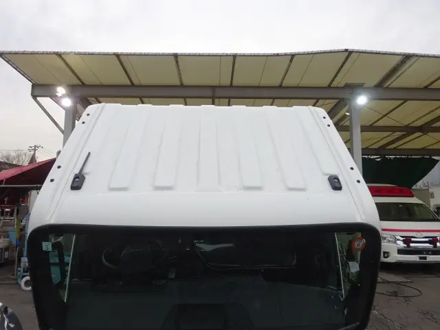 いすゞ エルフ 2RG-NKR88AM(2WD)の写真22