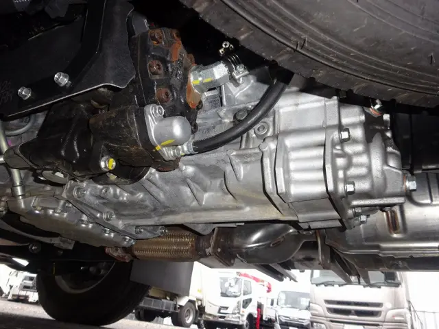 いすゞ エルフ 2RG-NKR88AM(2WD)の写真26