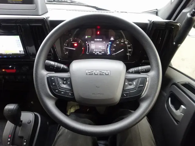 いすゞ エルフ 2RG-NKR88AM(2WD)の写真33