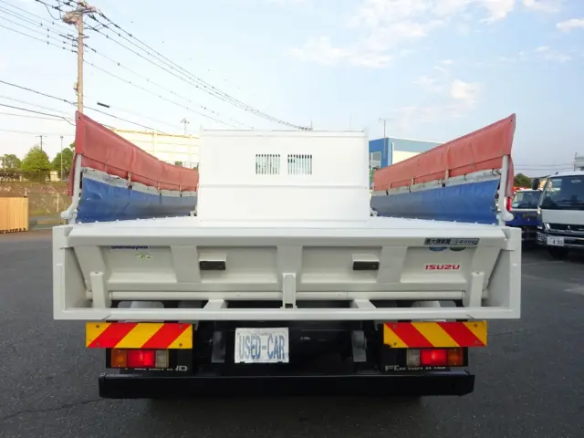 いすゞ フォワード 2PG-FRR90S1(2WD)の写真3