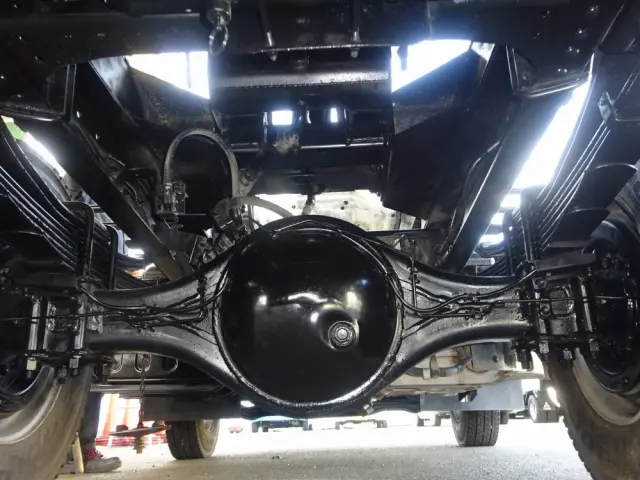 いすゞ フォワード 2PG-FRR90S1(2WD)の写真9