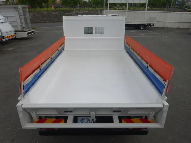 いすゞ フォワード 2PG-FRR90S1(2WD)の写真12