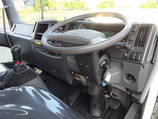 いすゞ フォワード 2PG-FRR90S1(2WD)の写真34