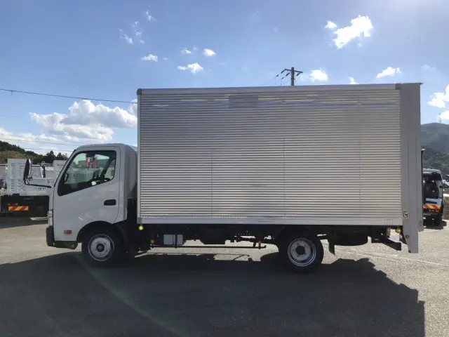 トヨタ ダイナ 2RG-XZU710(2WD)の写真11