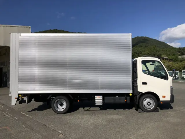 トヨタ ダイナ 2RG-XZU710(2WD)の写真12